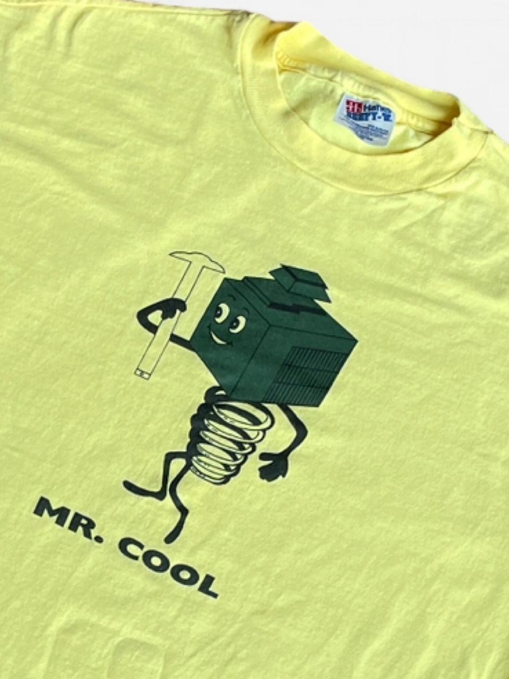 Vtg Yellow "Mr. Cool" tool guy Graphic Tee L
